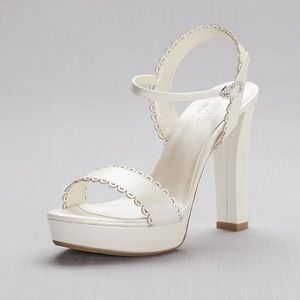 Pearlized platform heels with scalloped edges